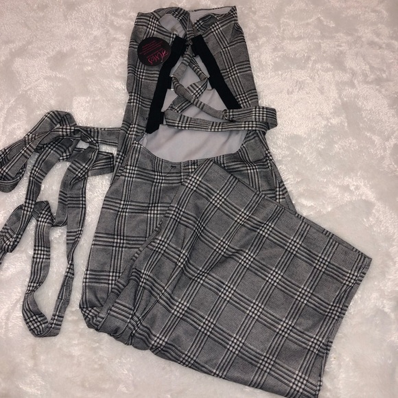 Dress - Picture 3 of 6